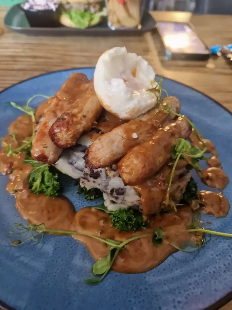 Aaron Gray_Craven Heifer_Darwen_review