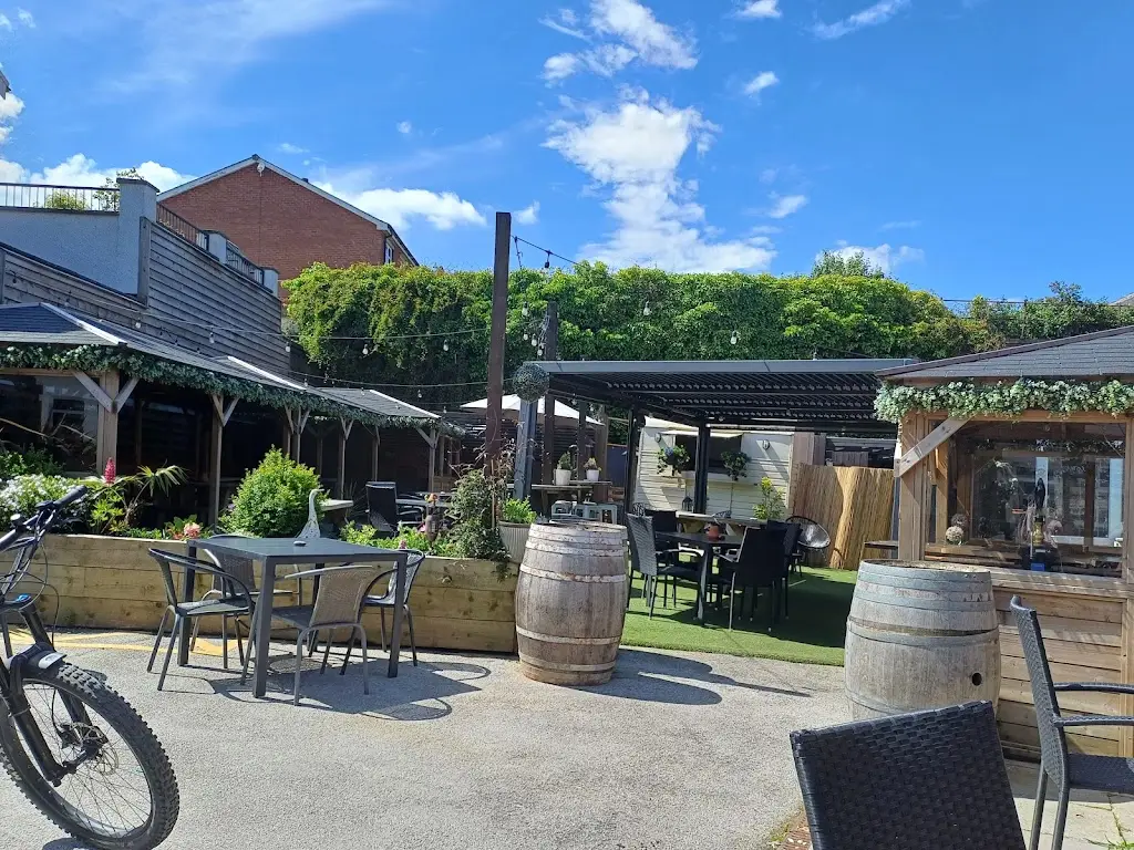 Jan Acton_The Ranken Arms_Darwen_review