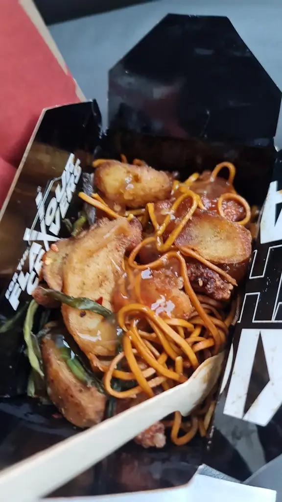Wadz Haq_Chopstix - Blackburn Xtra_Darwen_review