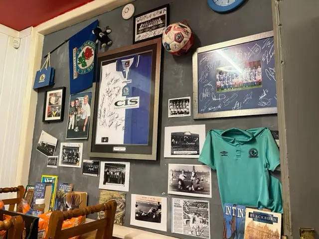 林Lauren_Olly's Kitchen_Darwen_review