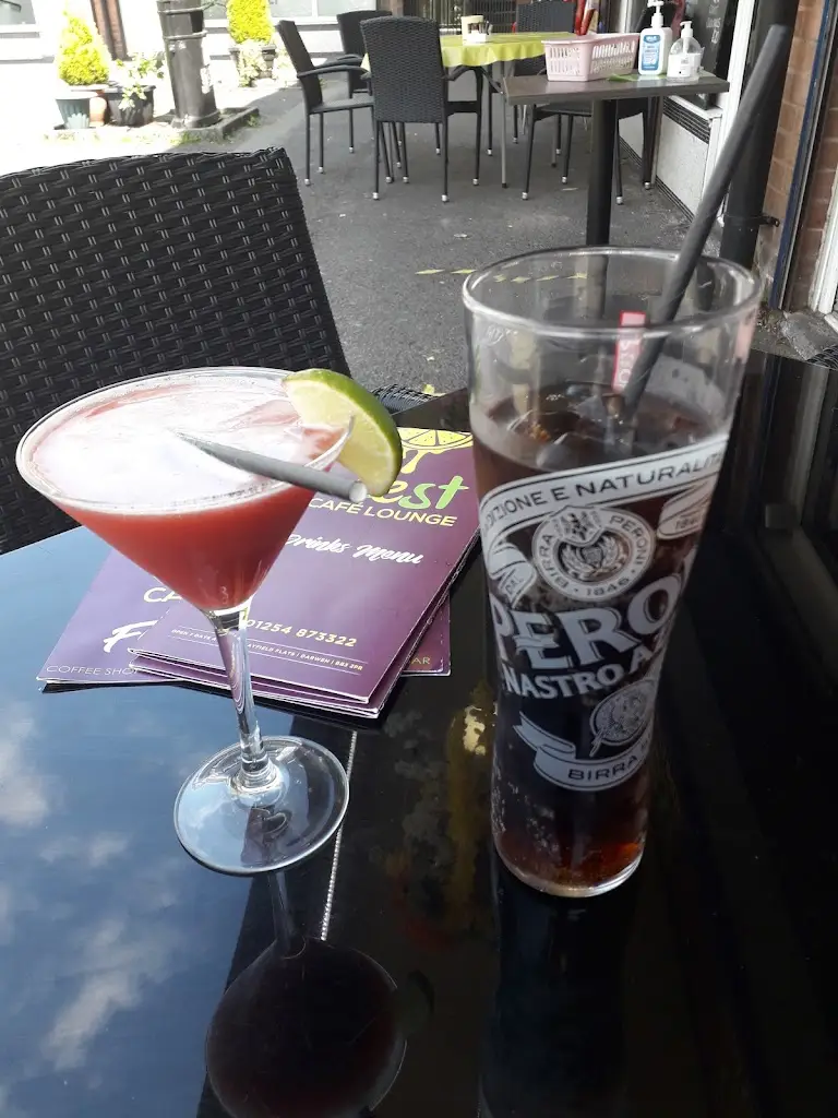 Menü_Zest Café Lounge_Darwen_Bild_2