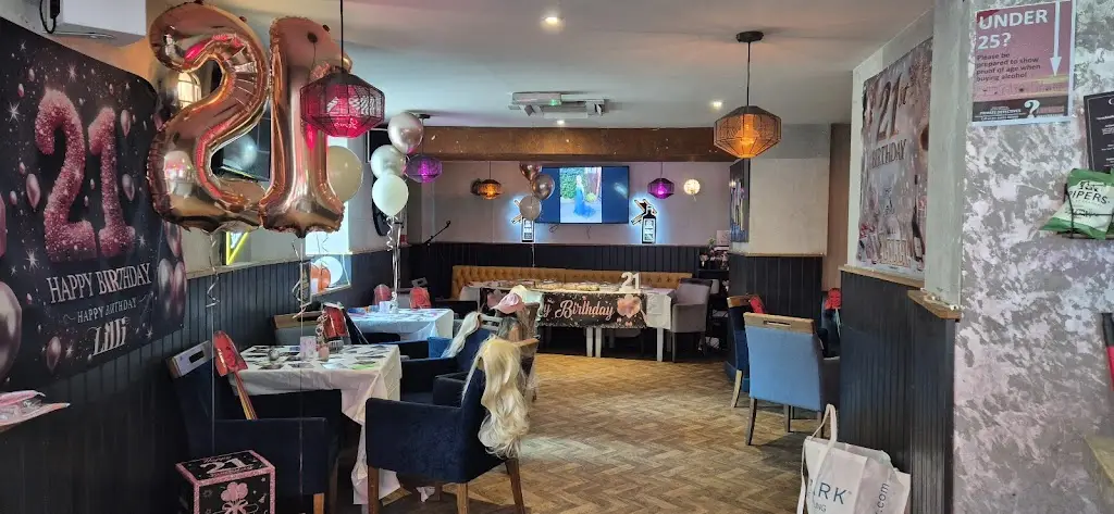 Jason Harbour_Artisan Cafe & Wine Bar Ltd_Darwen_review