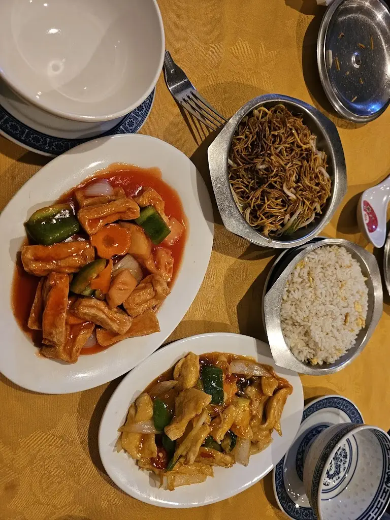Janaina Roberts_Man Lee Chinese Restaurant_Darwen_review