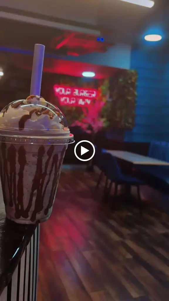 Burger Lab_Darwen_slider_image_2