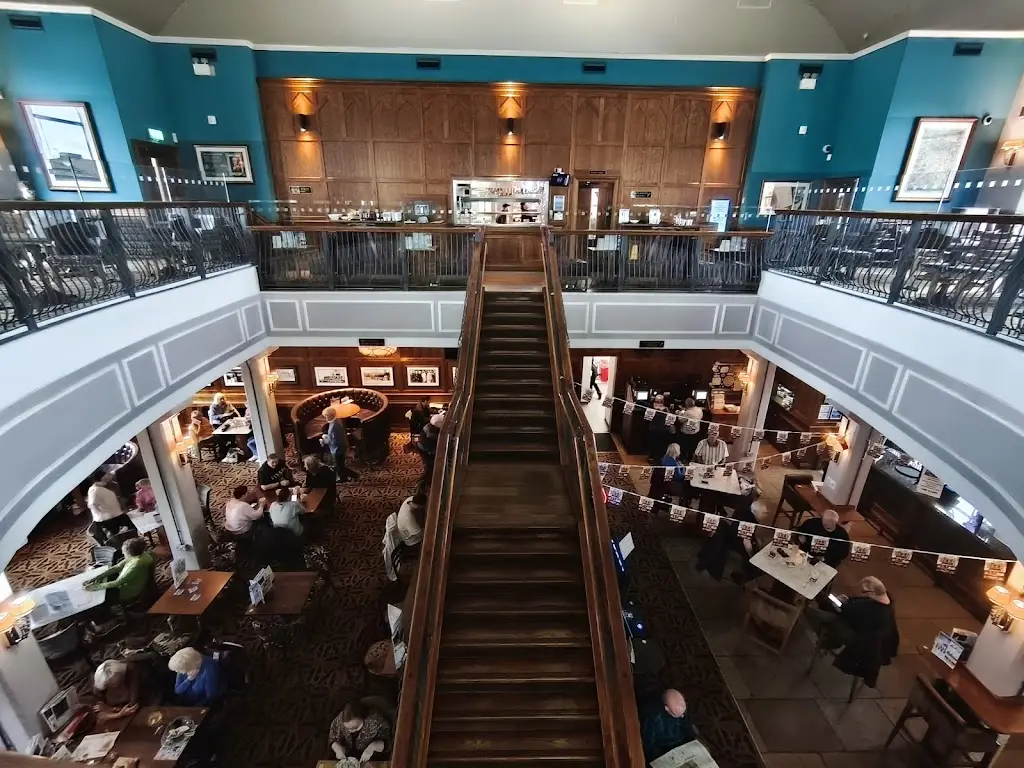 The Old Chapel - JD Wetherspoon_Darwen_slider_image_2