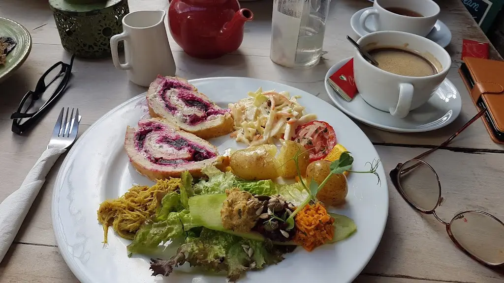 Menu_Amandines Cafe Restaurant_Diss_image_8