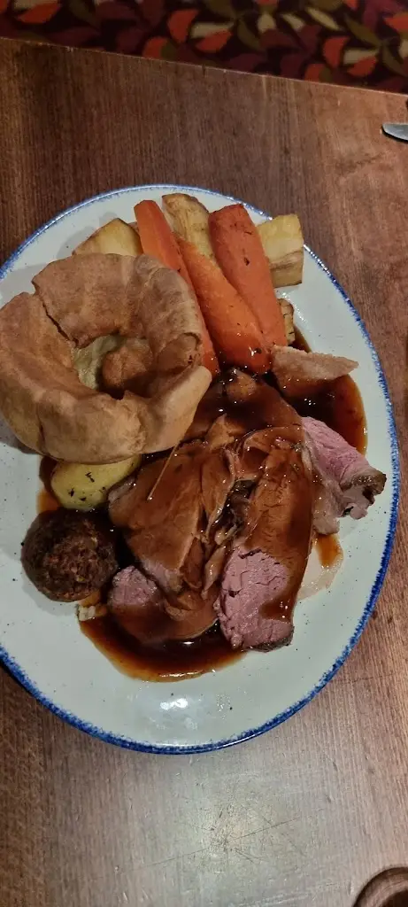 Menu_Thatchers Needle_Diss_image_8