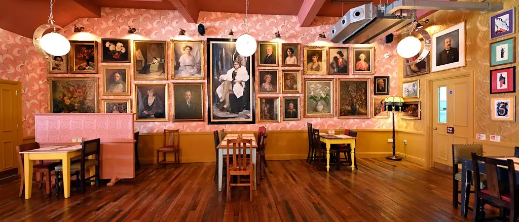 Condado Lounge restaurant in Devizes