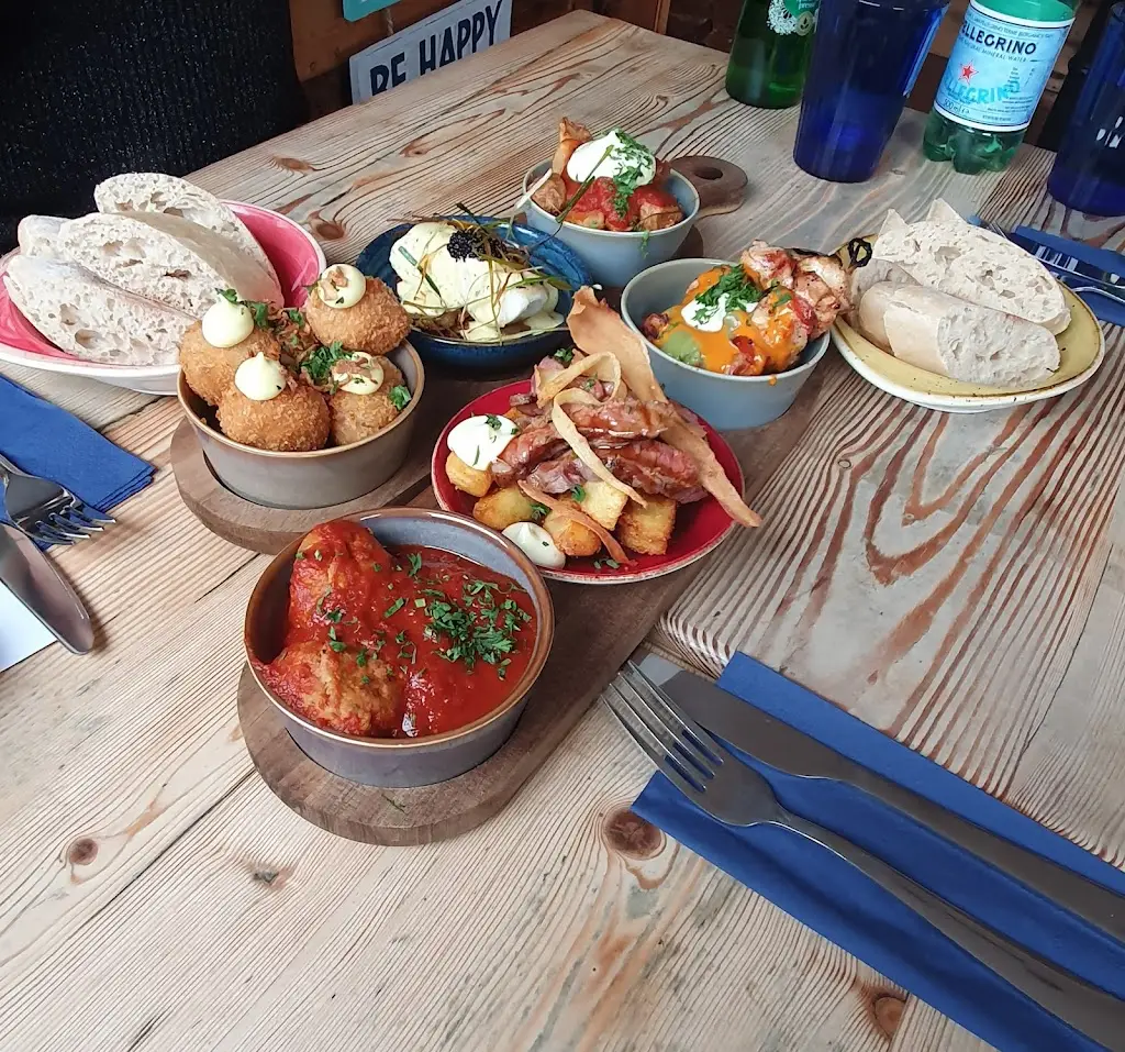 Menu_At The Marina Restaurant_Devizes_image_5