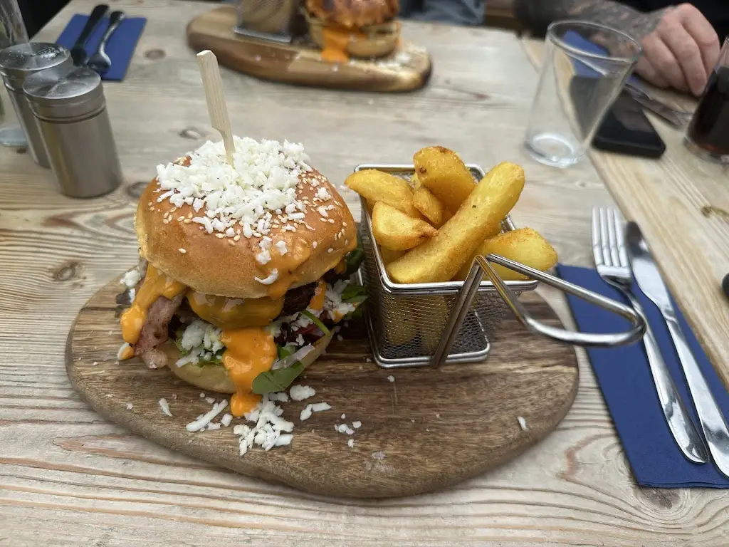 Menu_At The Marina Restaurant_Devizes_image_7