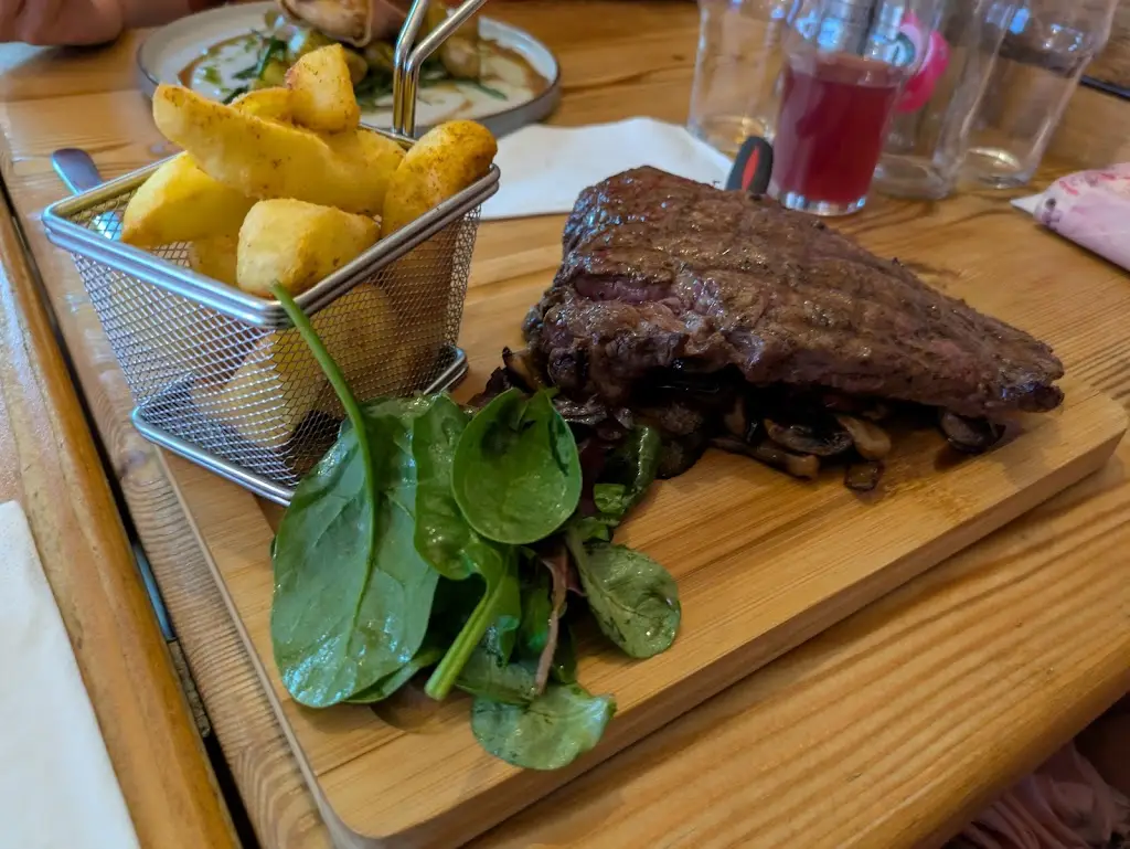 Hammond Pearce_At The Marina Restaurant_Devizes_review