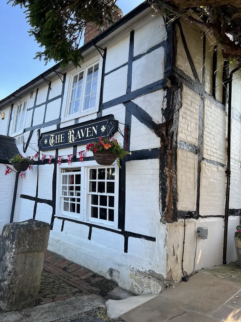 The Raven Inn restaurant in Devizes