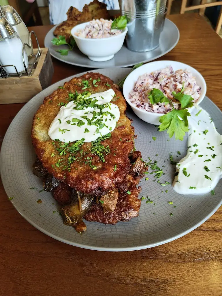 Belvedere Bar and Dining_Derby_slider_image_3