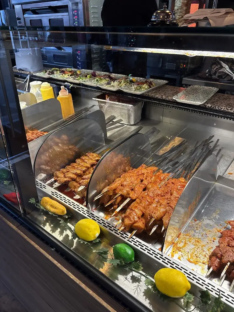 David Charles Thomson-Parker_Istanbul Restaurant_Derby_review