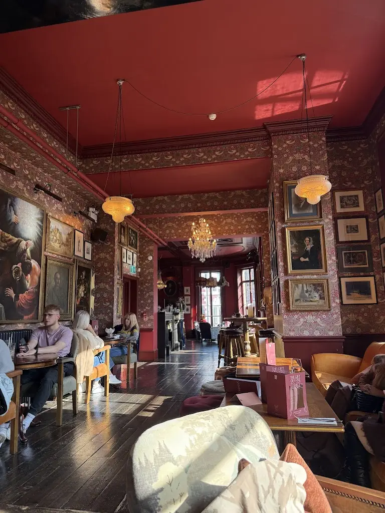 Cosy Club_Derby_slider_image_3