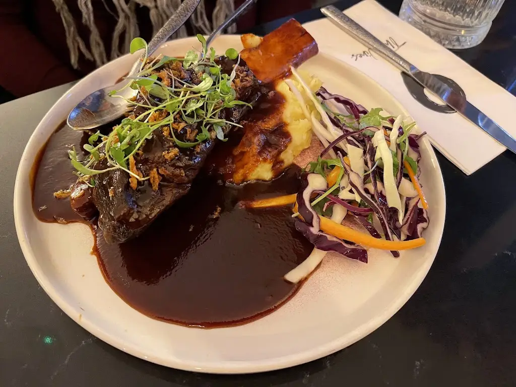 Menü_The Nines_Derby_Bild_5