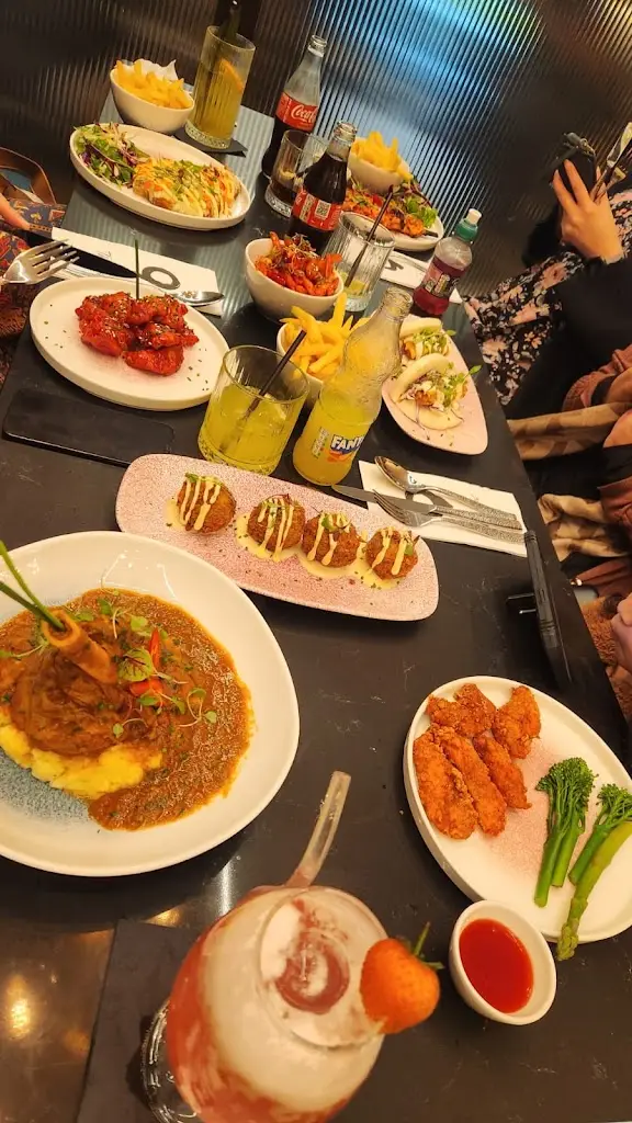 Menü_The Nines_Derby_Bild_6