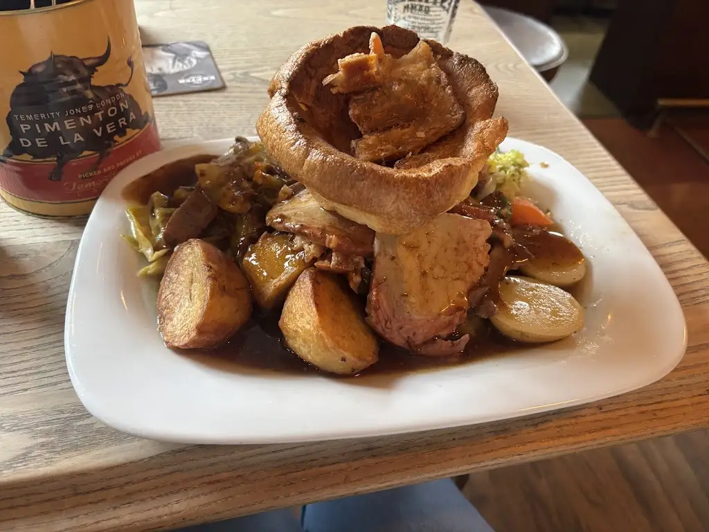 Lawrence Phillips_Exeter Arms_Derby_review