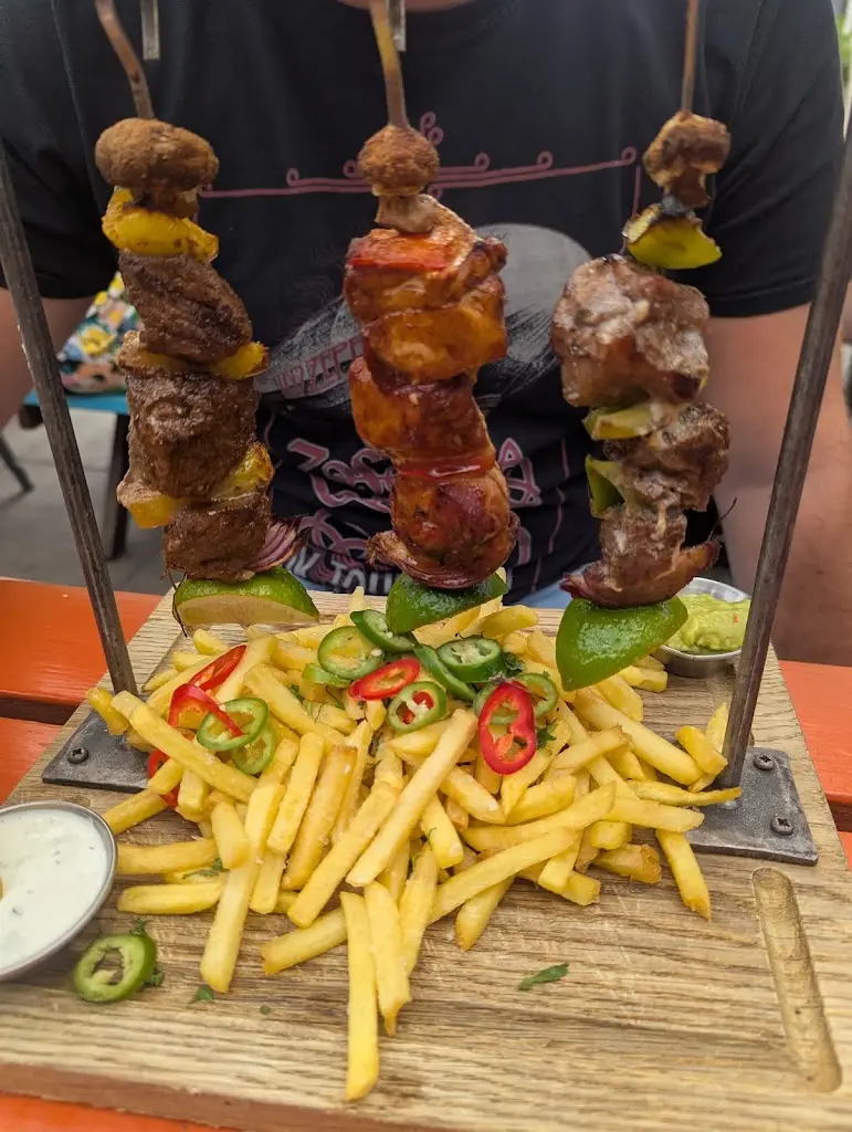 Elisha Mallett_Exeter Arms_Derby_review