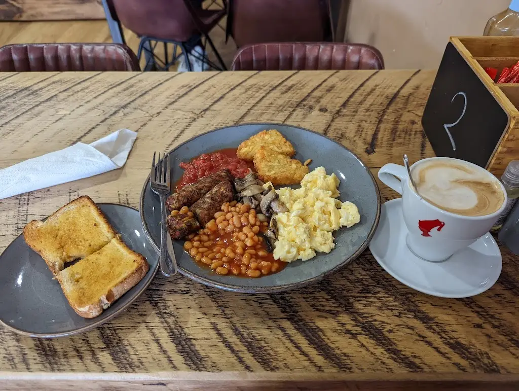 Sara Adams_Coco is here_Arnold_review