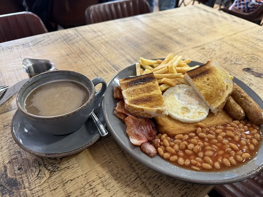 Coco is here_Arnold_slider_image_3