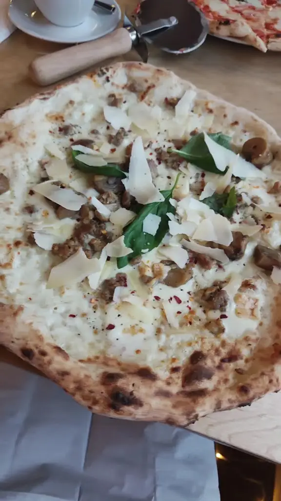 Rudy's Pizza Napoletana - Didsbury_Didsbury_slider_image_2