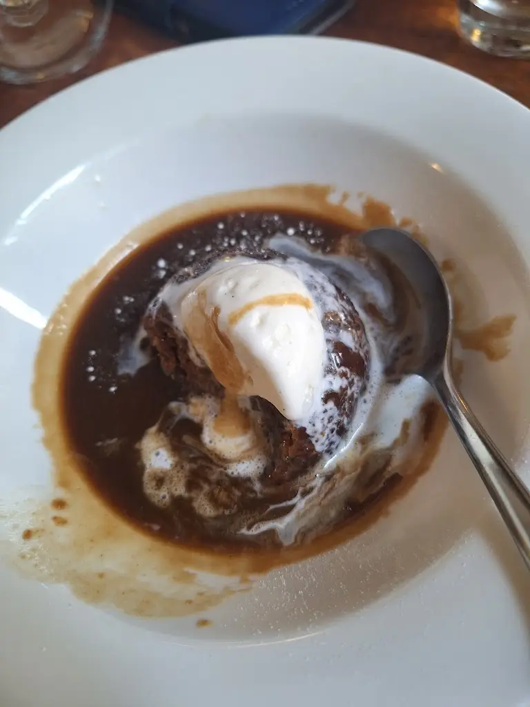 Shura Caris_The Lime Tree_Didsbury_review