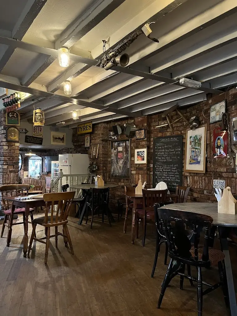 Saints & Scholars restaurant in Didsbury