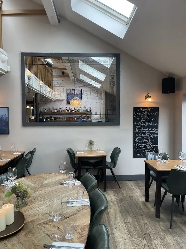 Hispi_Didsbury_slider_image_3