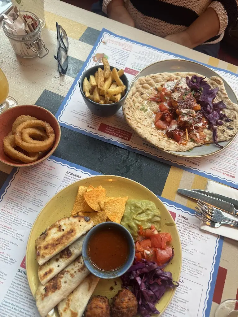 T S_Berro Lounge_Didcot_review