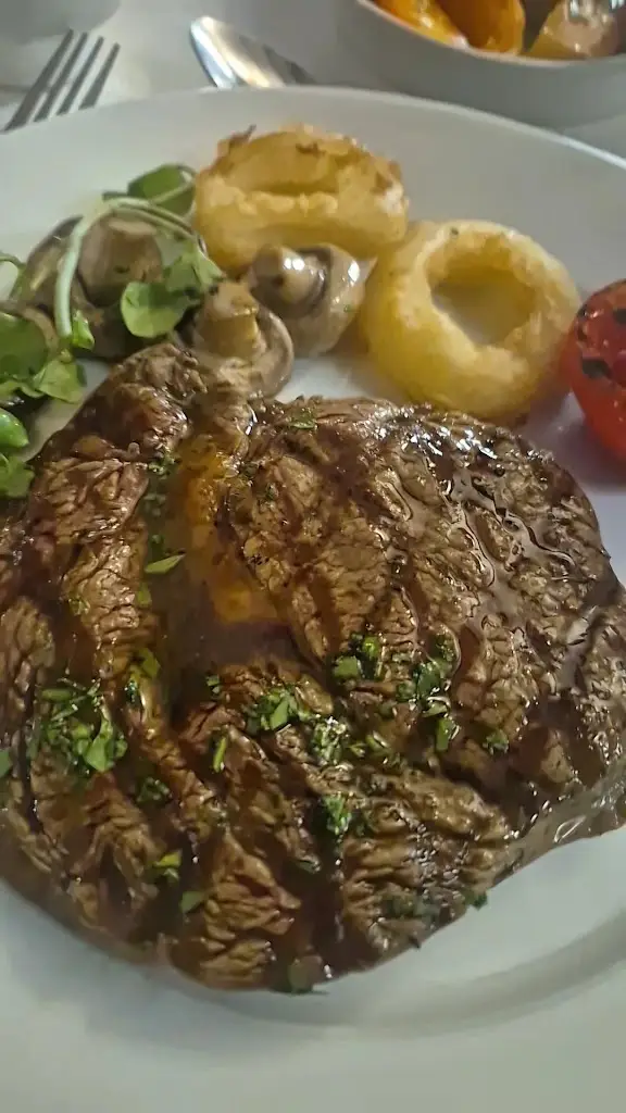 Venus_Dinnington_slider_image_2