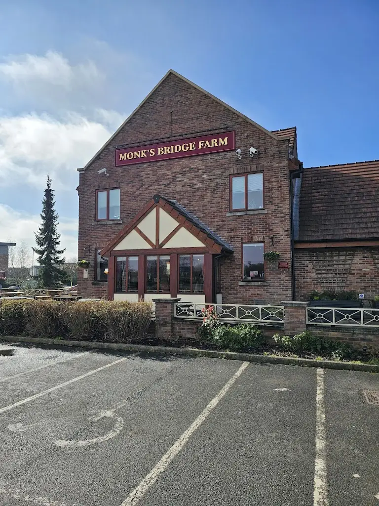 Malcolm Hinton_Monk's Bridge Farm - Farmhouse Inns_Dinnington_review