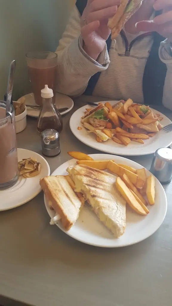 Menu_ReFresh Cafe_Arnold_image_5