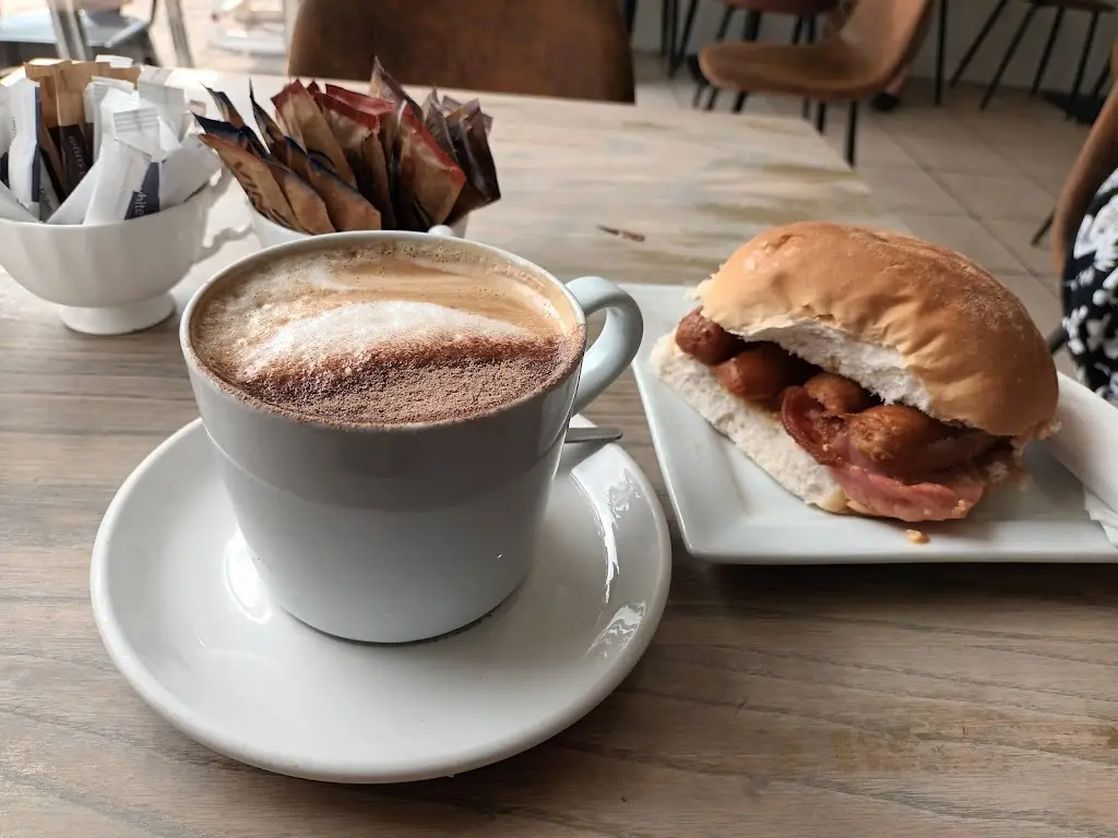 Carlie P.F._ReFresh Cafe_Arnold_review