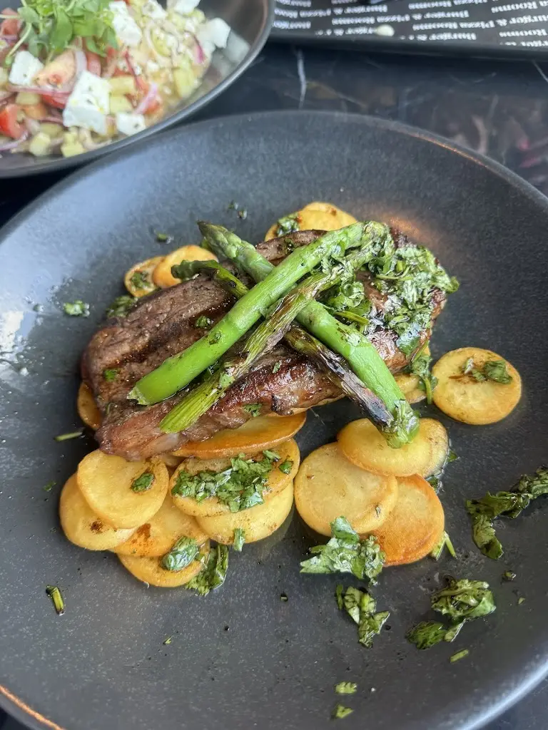 Menu_Burger & Pizza Rooms_Dinnington_image_4