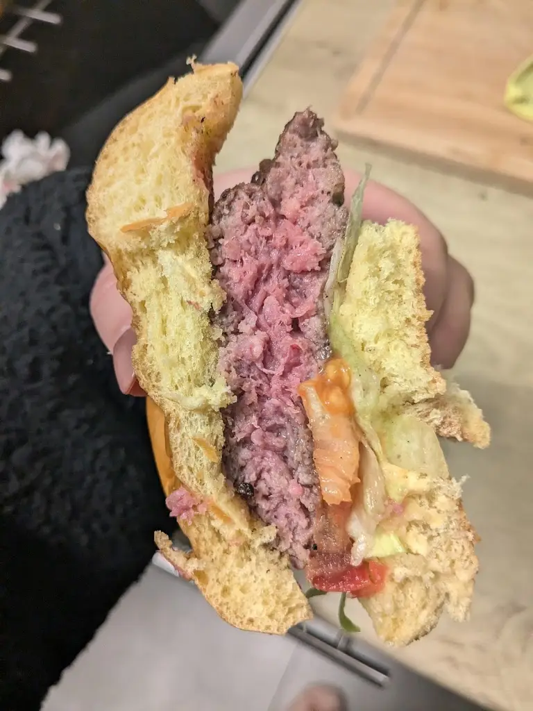 Menu_Burger & Pizza Rooms_Dinnington_image_6