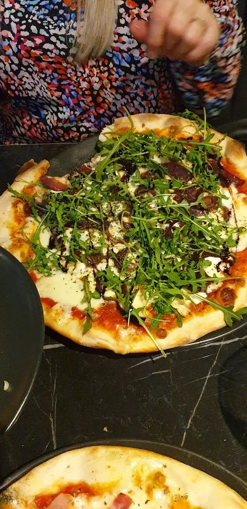 Menu_Burger & Pizza Rooms_Dinnington_image_7