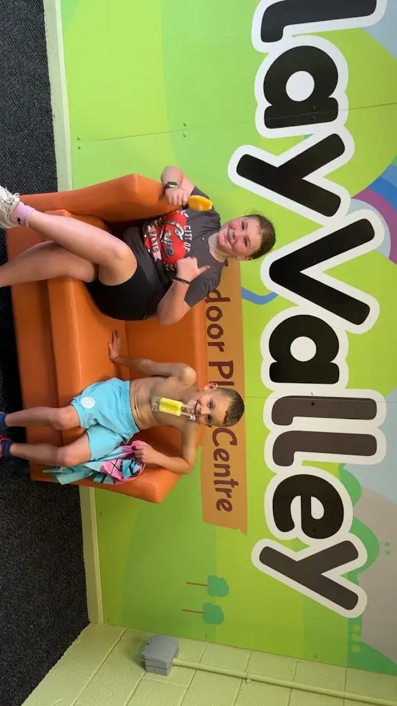 Becky Hopkinson_Play Valley Dinnington_Dinnington_review