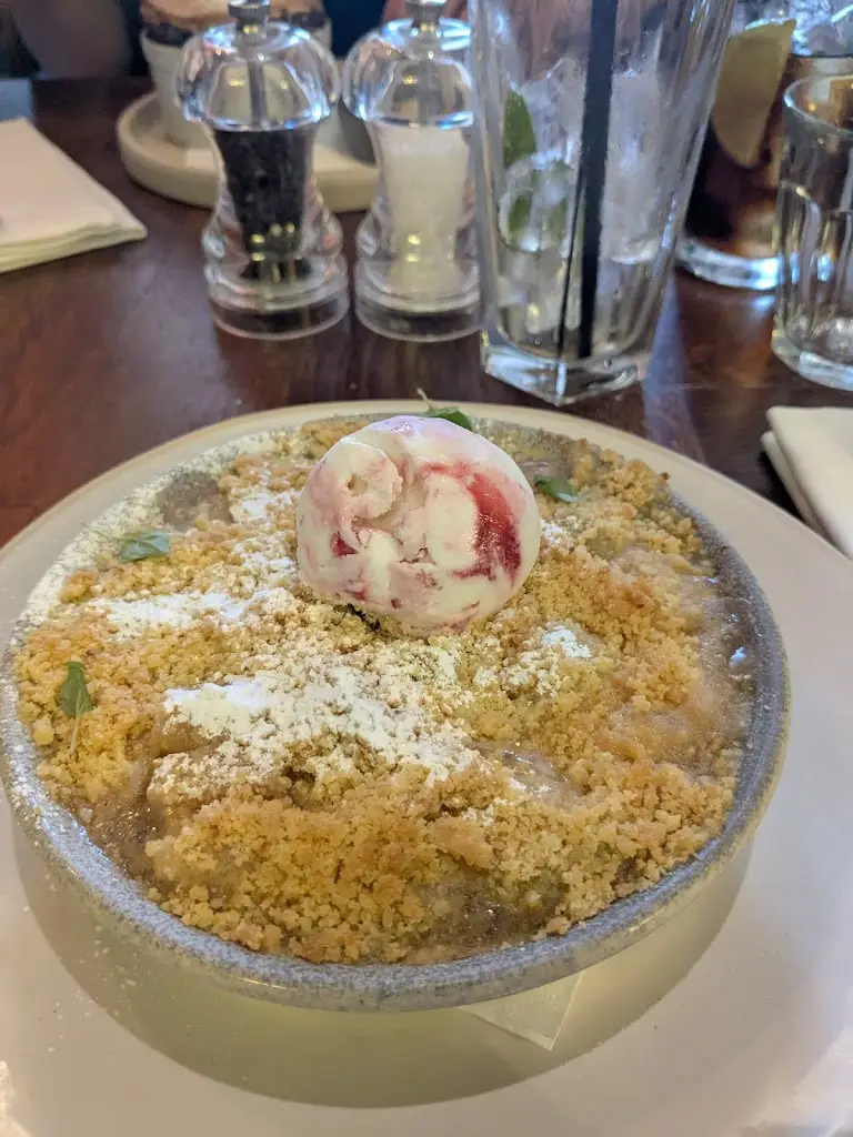 Polly Brown_The Plough and Harrow_Ditton Hill_review