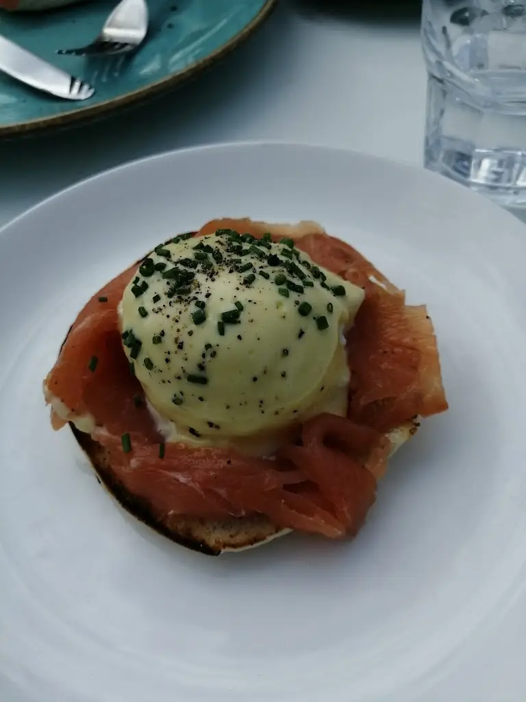 Menu_Hideaway_Ditton Hill_image_7