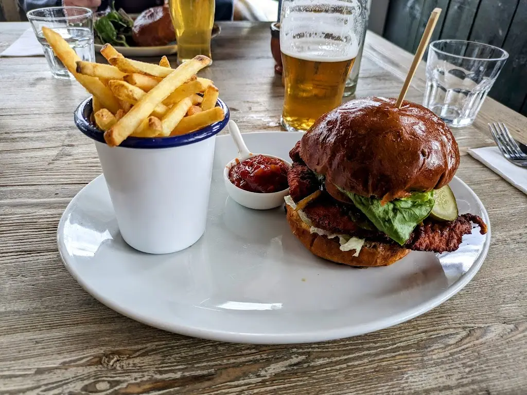 Menu_Hideaway_Ditton Hill_image_9