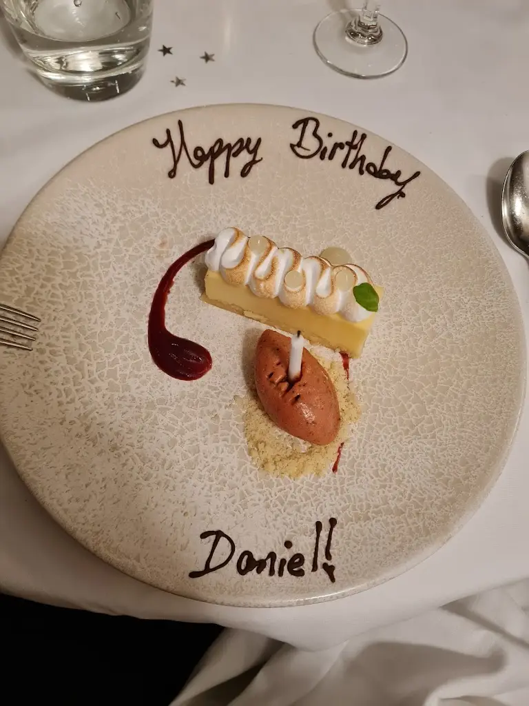 Menu_The French Table_Ditton Hill_immagine_6