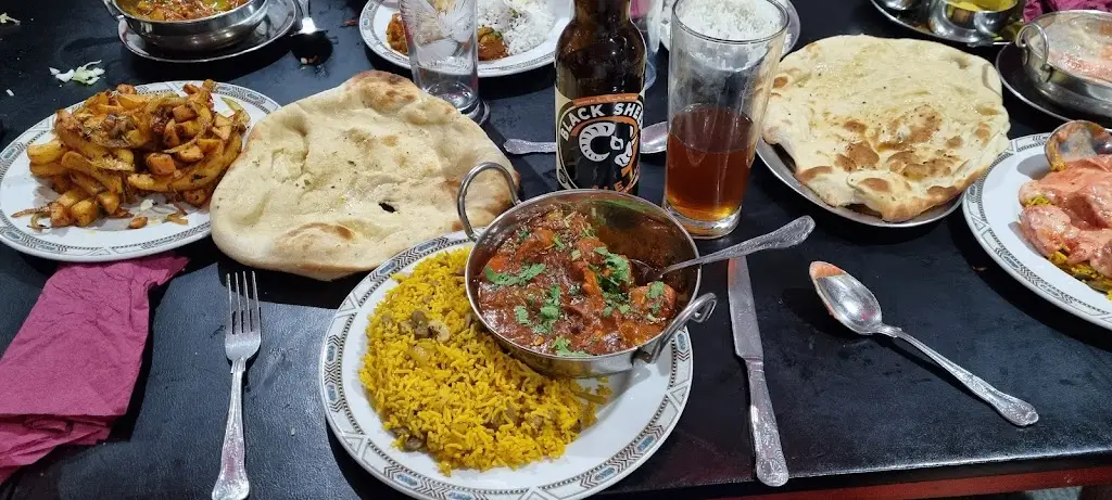 Leslie Milburn_Curry Mahal Restaurant_Dodworth_review
