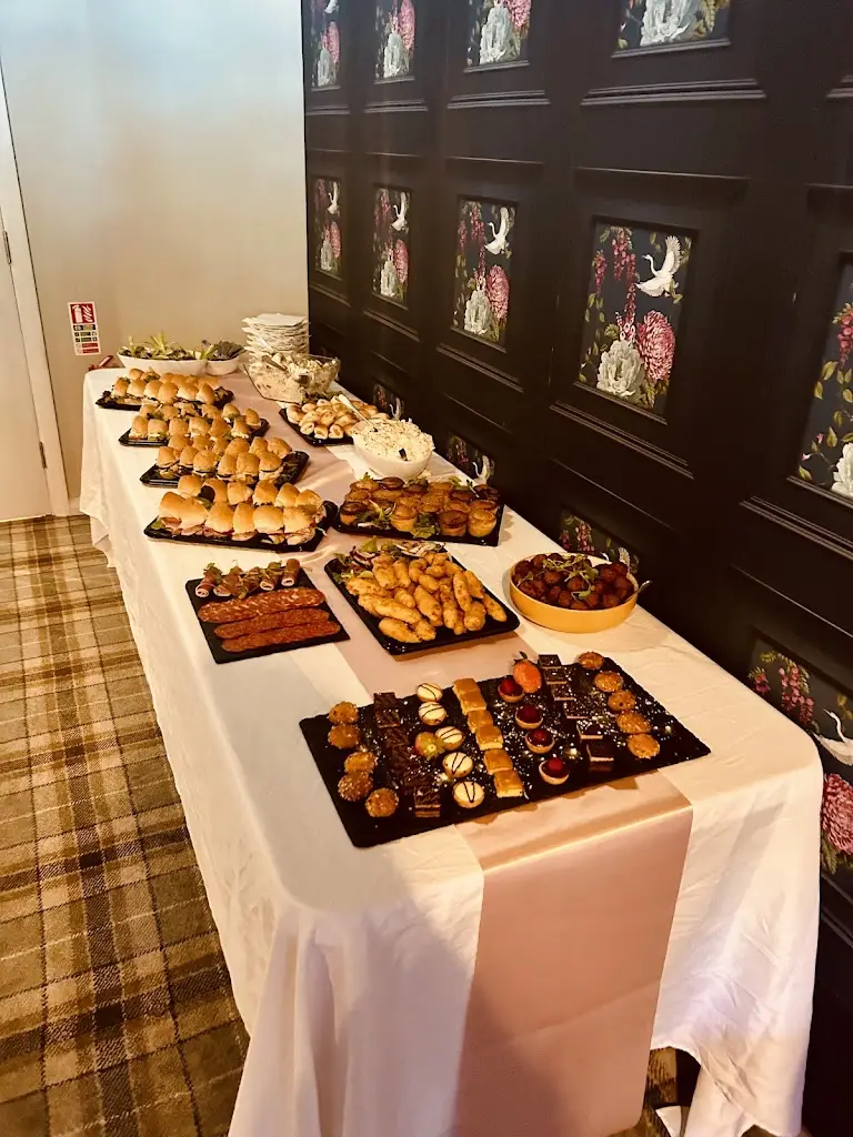 The Pavilion Bar And Restaurant_Donisthorpe_slider_image_2