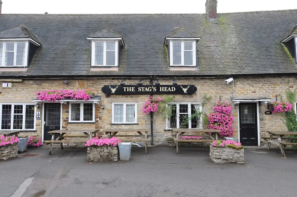 The Stag's Head Great Doddington_Doddington_slider_image_1