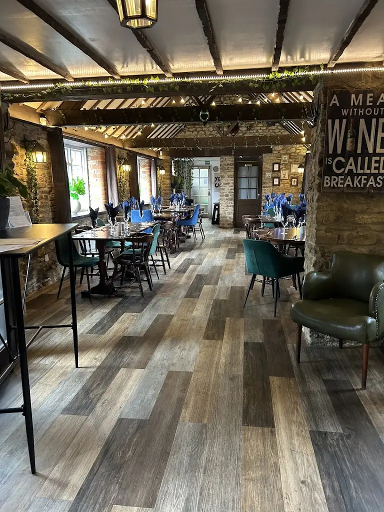 The Stag's Head Great Doddington_Doddington_slider_image_3