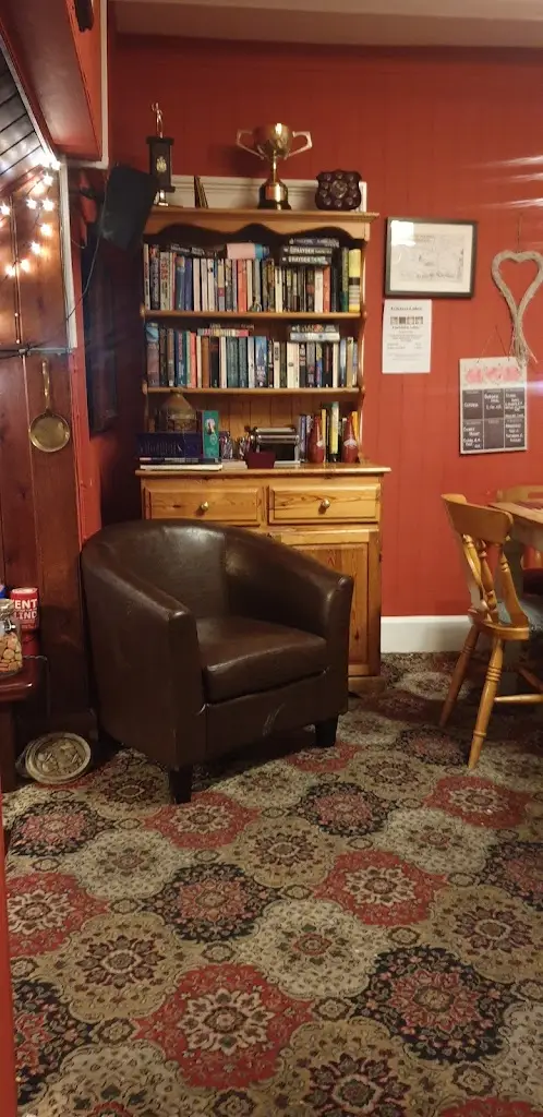 Francis Moore_Chequers Inn_Doddington_review