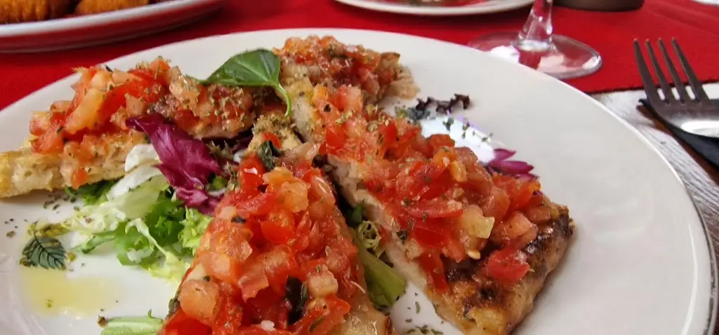 mia strbac_Andiamo_Dormansland_review