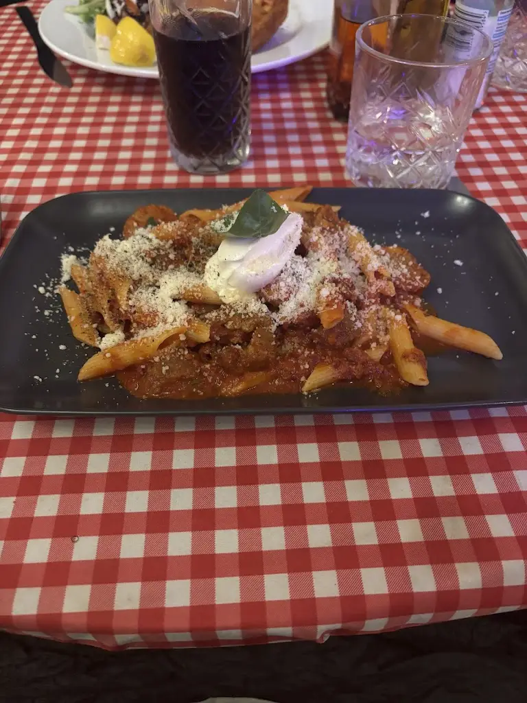 Stephen Ideh_Andiamo_Dormansland_review