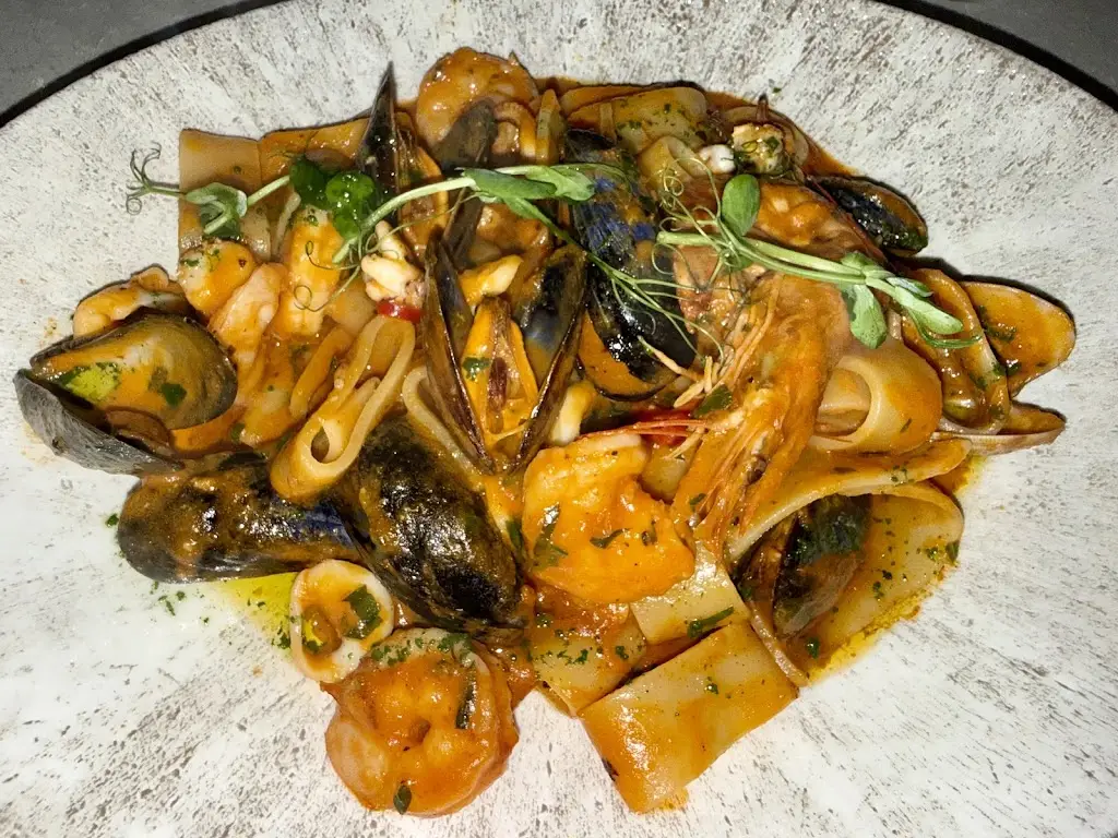 Helen_Fizz Restaurant_Disley_review
